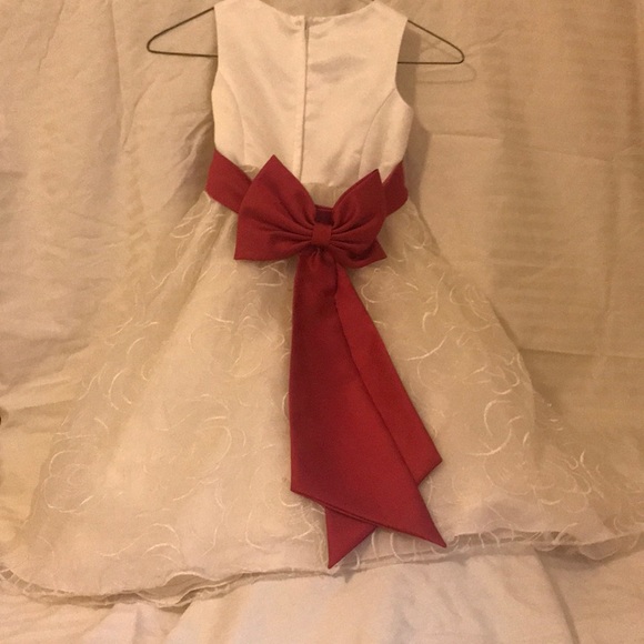 Dress - Picture 3 of 4